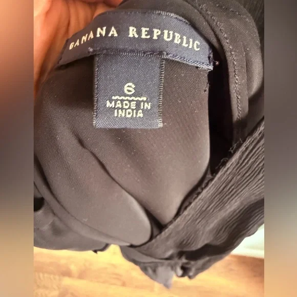 Banana Republic Silk Sheer Dress - Picture 4 of 13